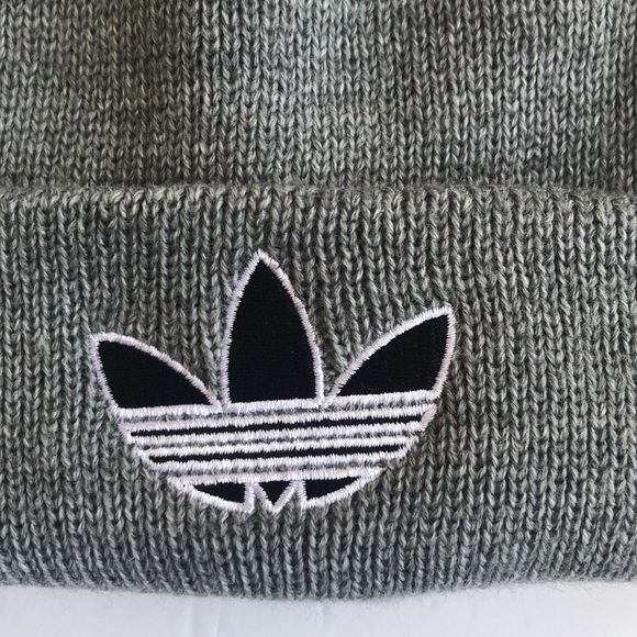 ADIDAS U ORIGINALS SUNDAY CUFF BEANIE (OSFA) - Picture 2 of 6
